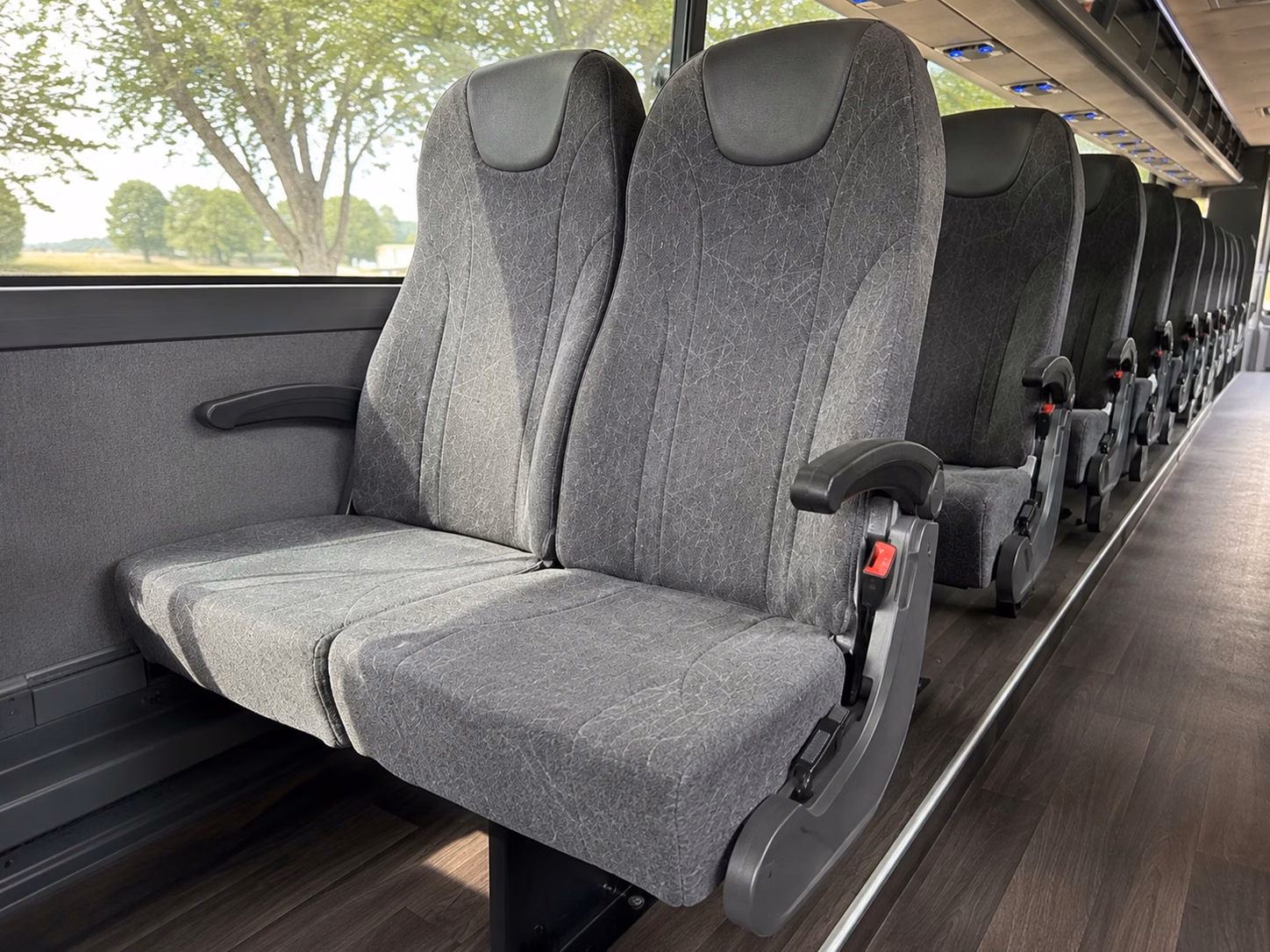 bus type and how it changes charter bus prices in boise idaho